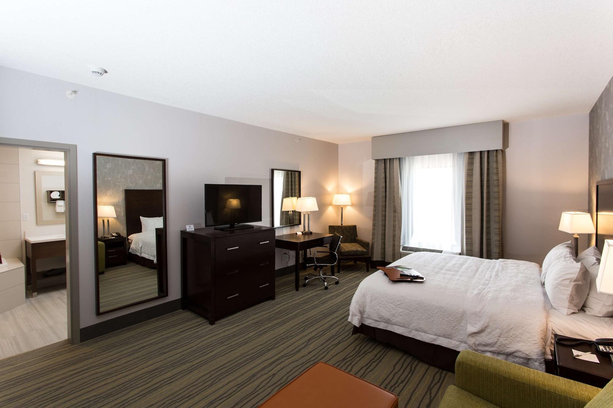 Hampton Inn By Hilton לוידמינסטר מראה חיצוני תמונה
